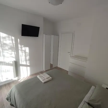 House Garden, 300m Dal Mare, Wifi, Bici, Giardino Privato, Clima Apartment *
