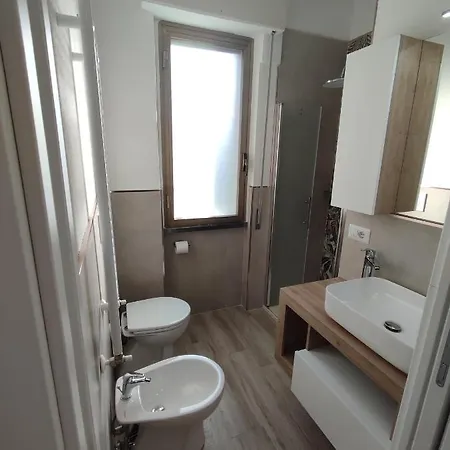 House Garden, 300m Dal Mare, Wifi, Bici, Giardino Privato, Clima Marina di Massa