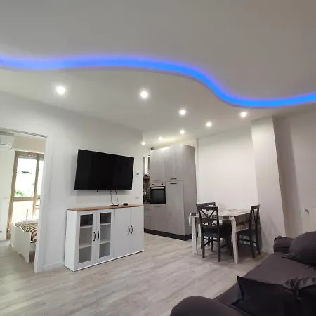 House Garden, 300m Dal Mare, Wifi, Bici, Giardino Privato, Clima Apartment *