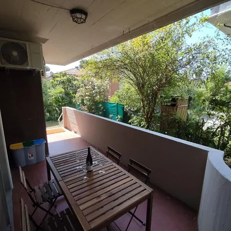Apartment House Garden, 300m Dal Mare, Wifi, Bici, Giardino Privato, Clima