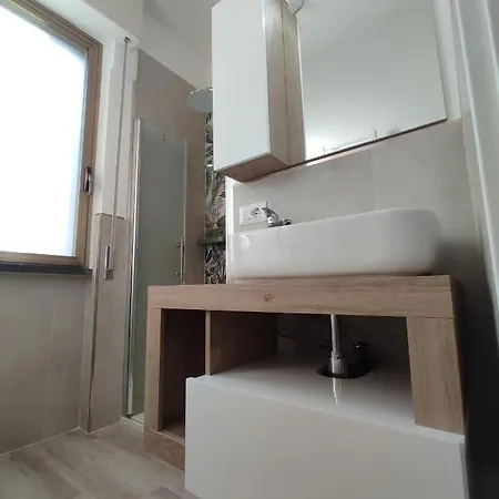 Apartment House Garden, 300m Dal Mare, Wifi, Bici, Giardino Privato, Clima Marina di Massa